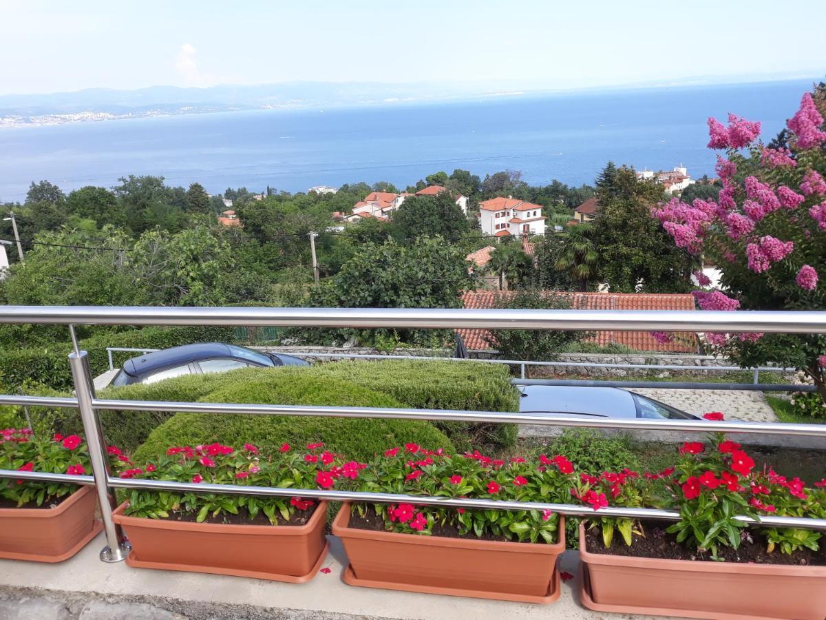 Apartments Villa Ceric Lovran Kültér fotó